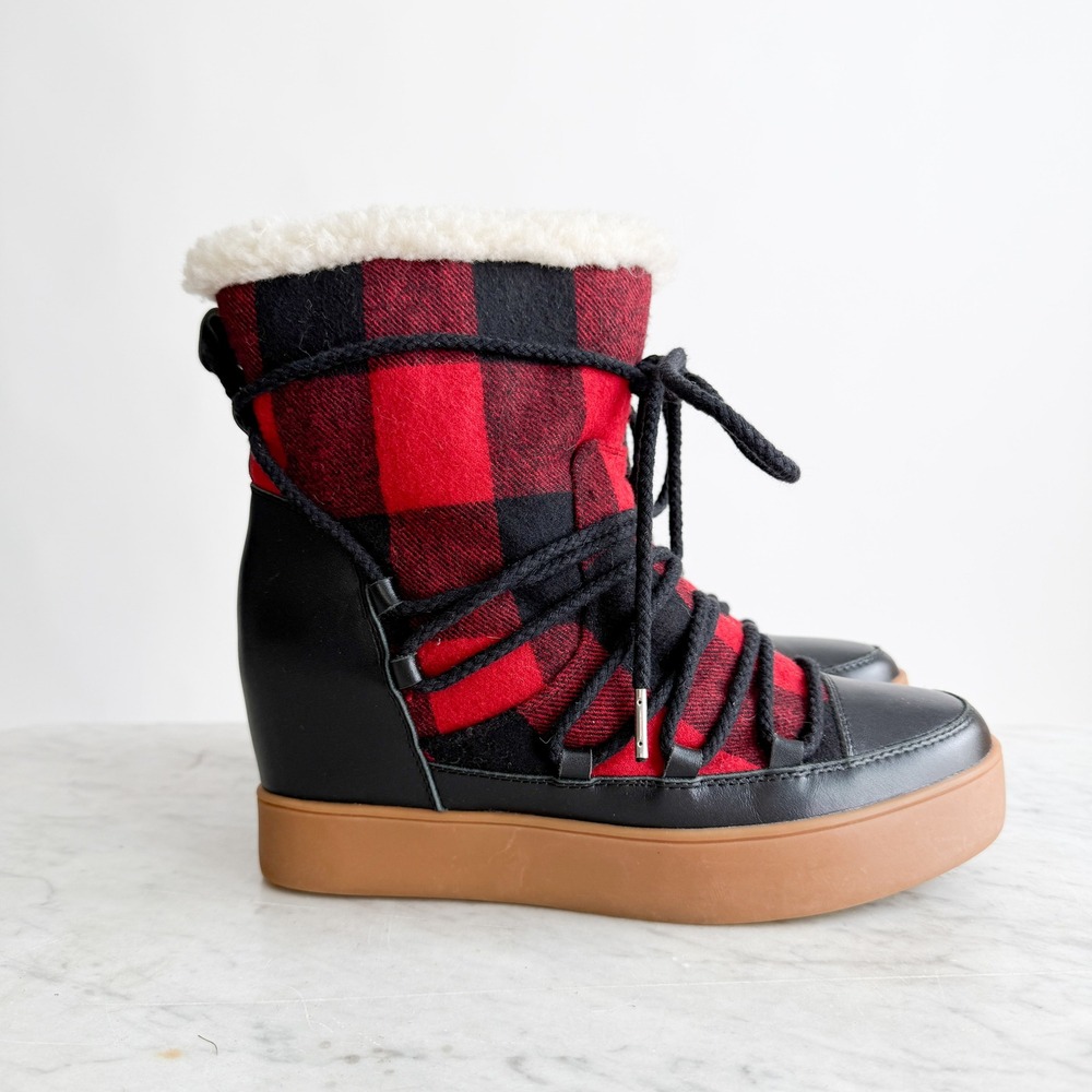 Shoe the Bear Anthropologie buffalo plaid fleece wedge‎ ankle boots size 9.5